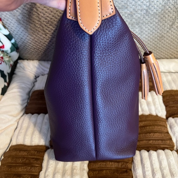 Dooney & Bourke Paige Sac in Plum NWOTS! - Picture 4 of 10